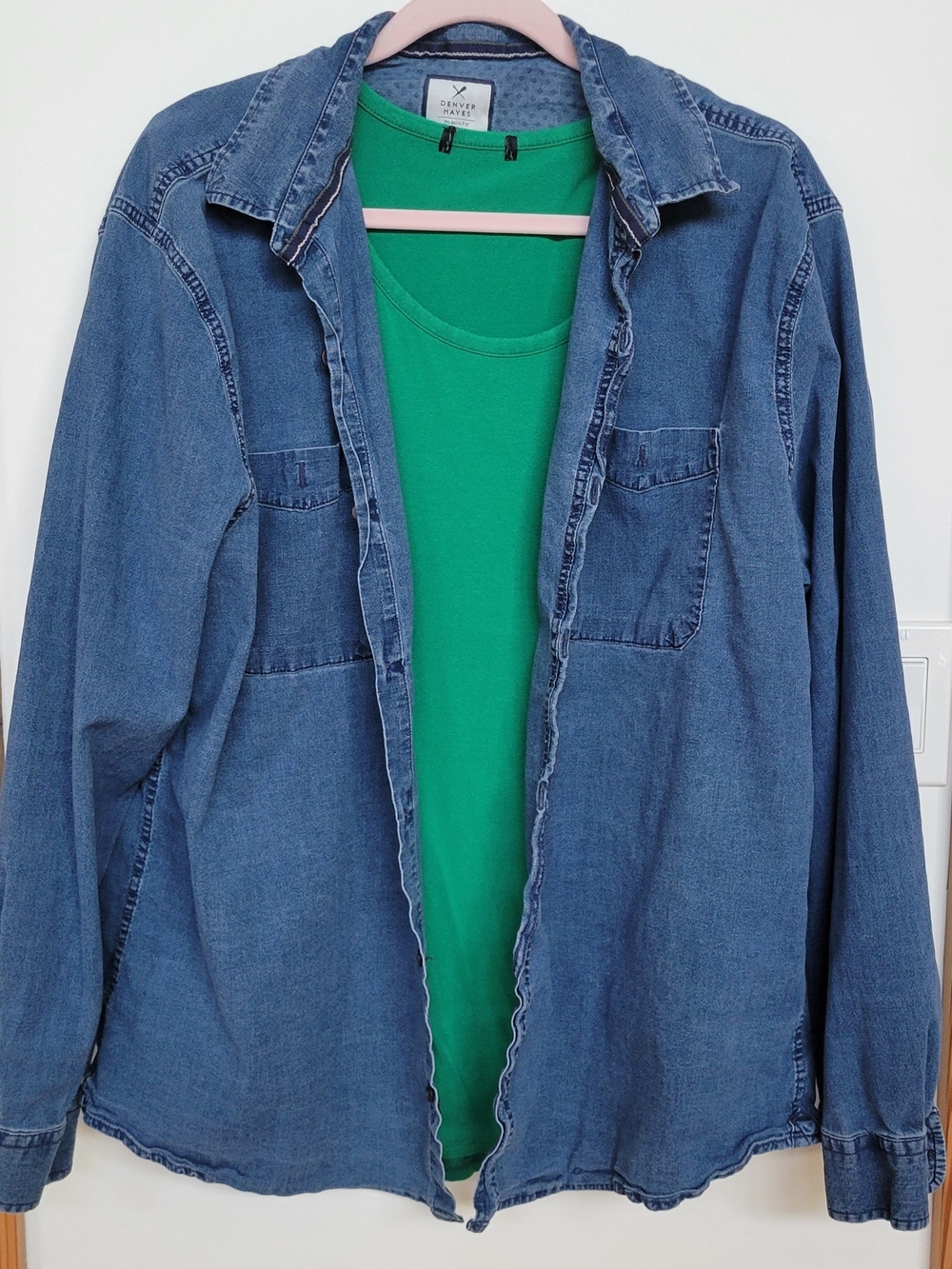2 Tops! Denver Hayes Button Down With Green Scoop Neck Green Tee